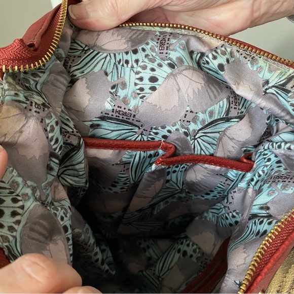 Burgundy shoulder or crossbody bag - Picture 11 of 16